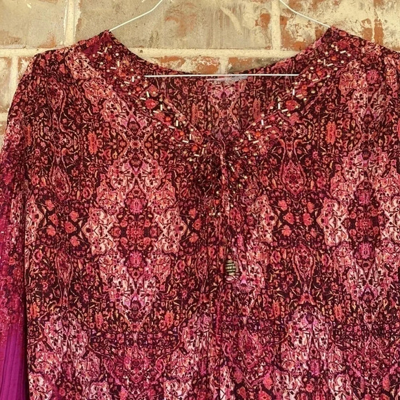 Plus Size Crinkle Pleated Bell Sleeved Boho Bling Blouse - Picture 2 of 6